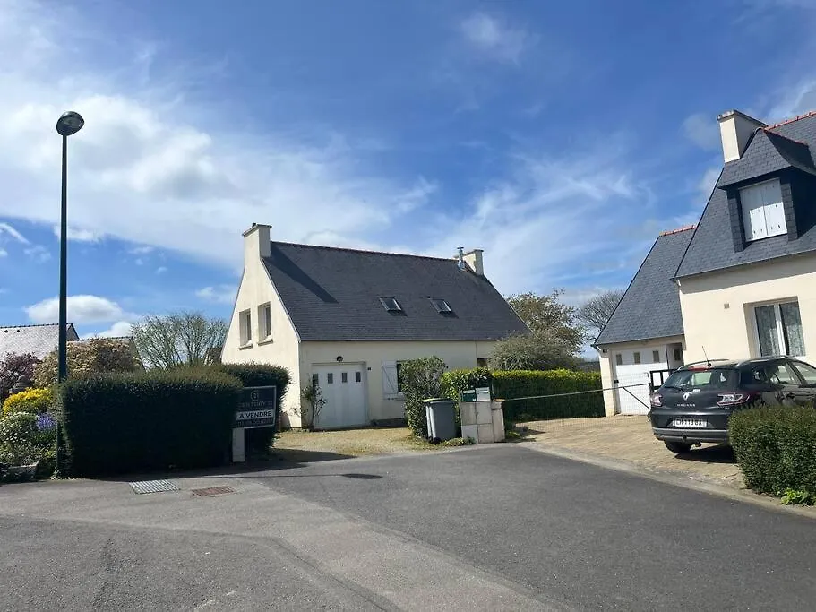Holiday home Maison Au Calme A Dirinon France