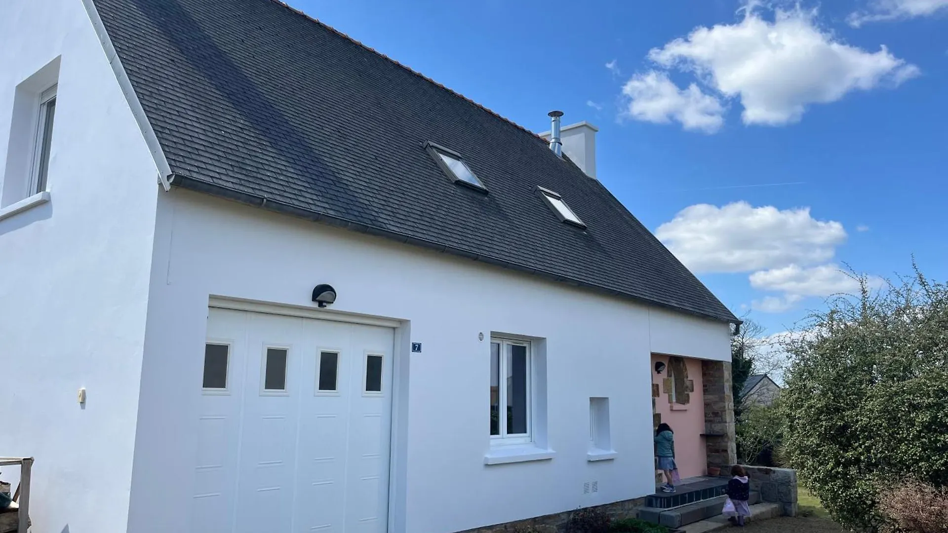 Maison Au Calme A Dirinon France